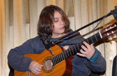 μαθήματα κλασικής κιθάρας
