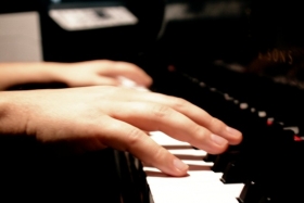 Δάχτυλα στο πιάνο